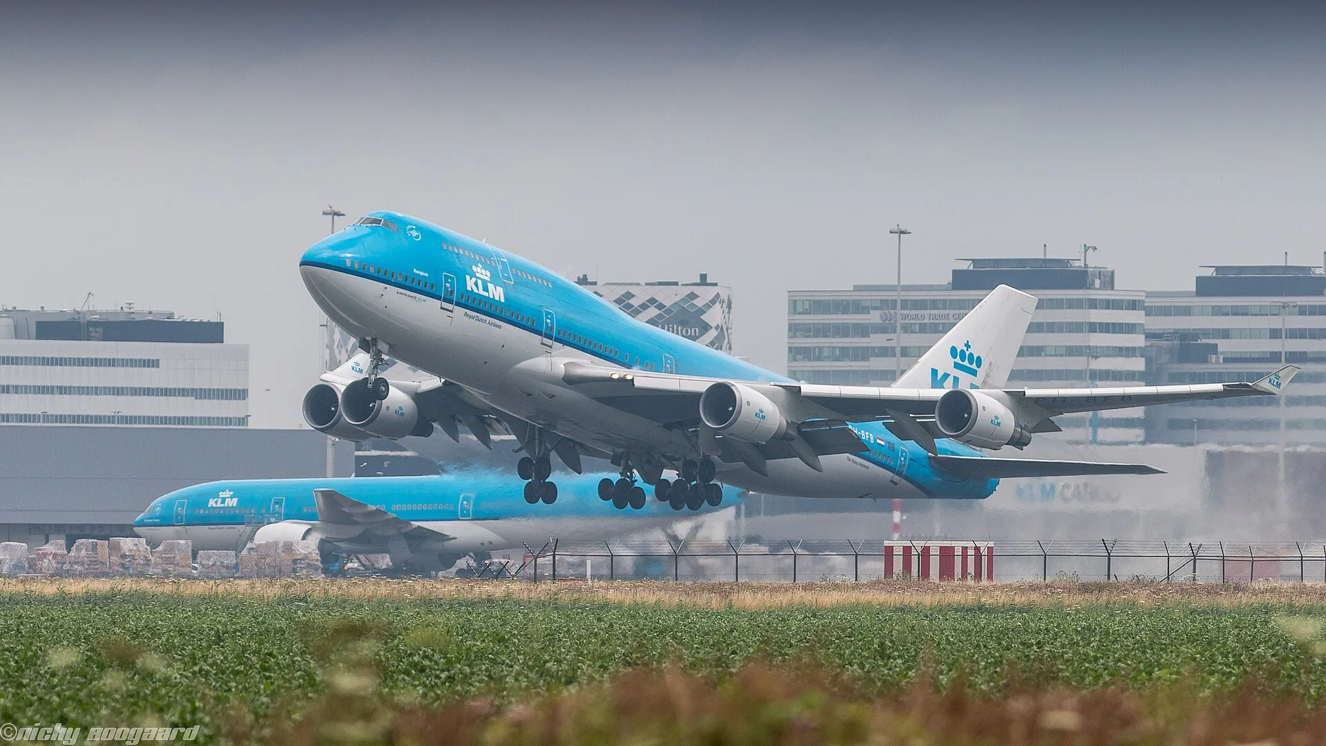 Vluchten naar de Antillen vanuit Nederland: KLM, TUI, Corendon